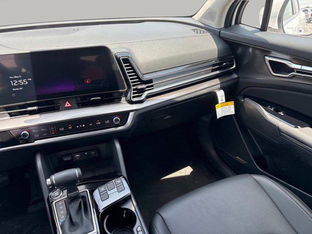 new 2025 Kia Sportage car, priced at $32,005
