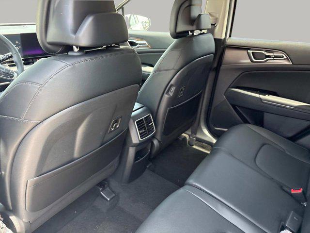 new 2025 Kia Sportage car, priced at $32,005