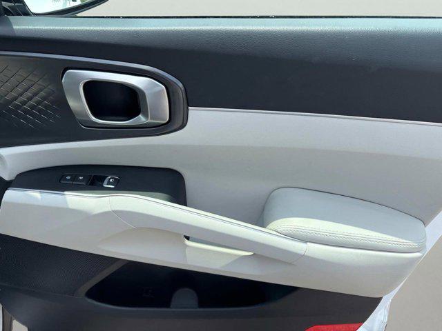 used 2022 Kia Sorento car, priced at $28,900