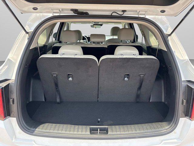 used 2022 Kia Sorento car, priced at $28,900