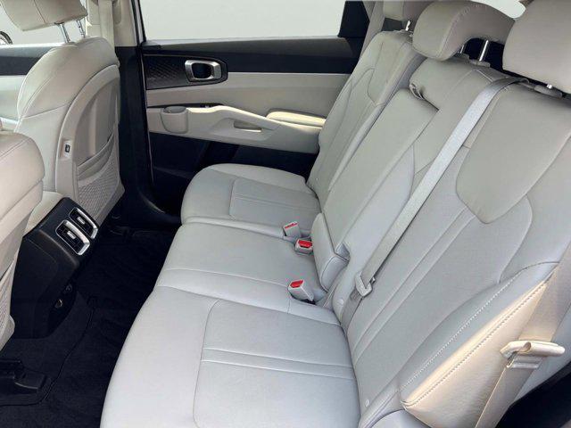 used 2022 Kia Sorento car, priced at $28,900
