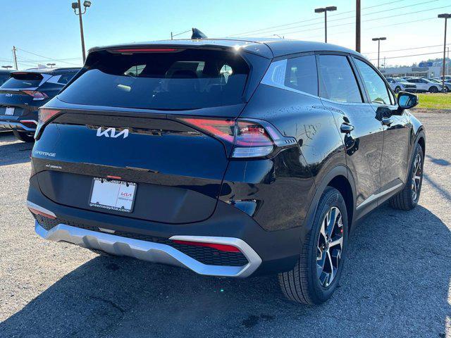 new 2025 Kia Sportage car, priced at $30,840