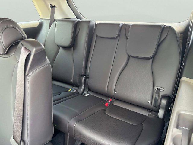 new 2025 Kia Carnival car, priced at $38,530