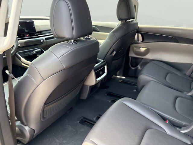 new 2025 Kia Carnival car, priced at $38,530