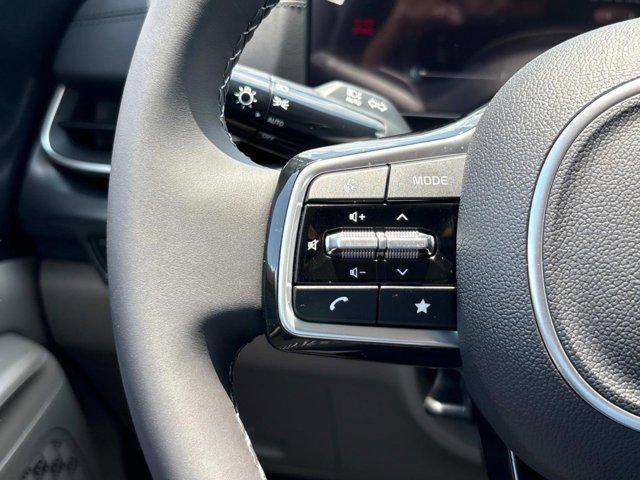new 2025 Kia Carnival car, priced at $38,530