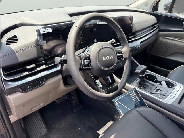 new 2025 Kia Carnival car, priced at $38,530