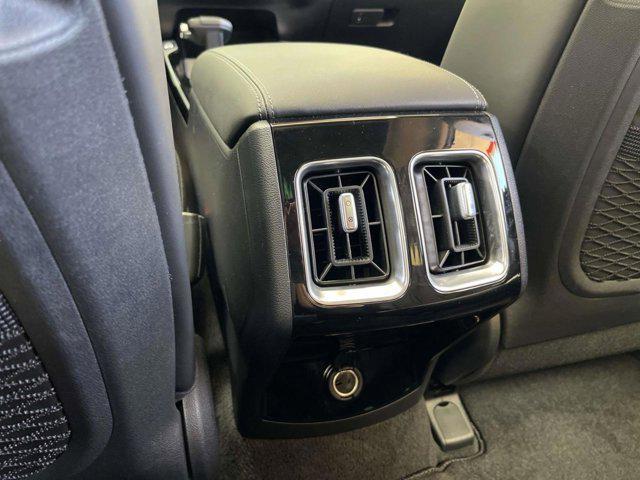 new 2025 Kia Sorento car, priced at $41,285