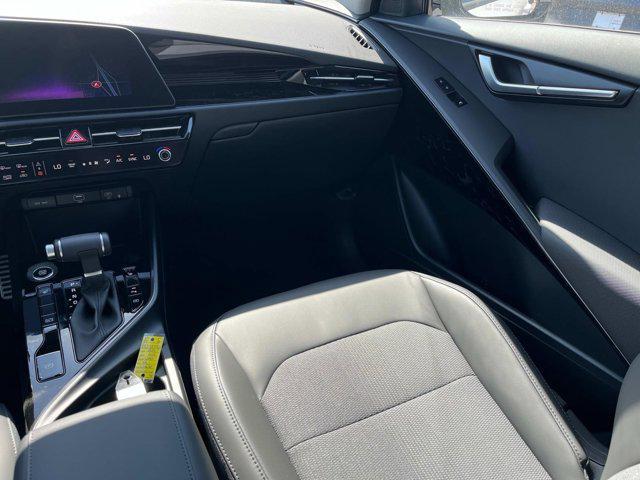 new 2025 Kia Niro car, priced at $32,535