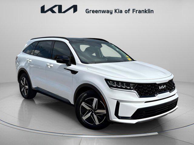 used 2022 Kia Sorento car, priced at $28,400