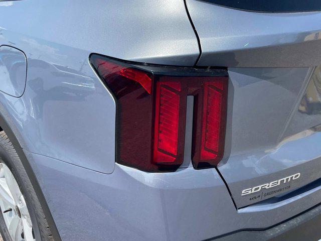 new 2025 Kia Sorento car, priced at $32,130
