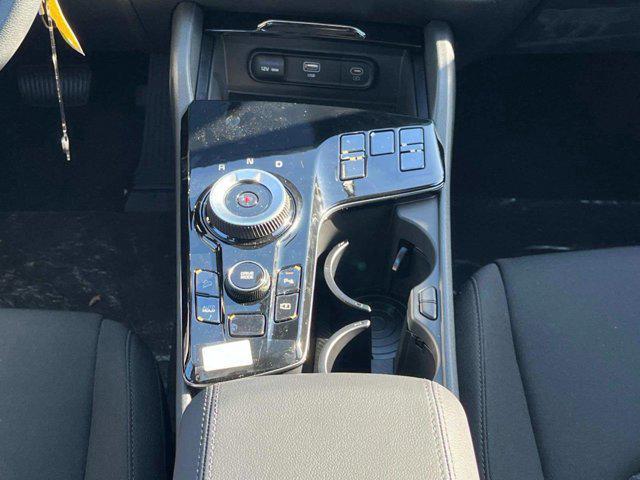 new 2025 Kia Sportage Hybrid car, priced at $29,740