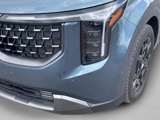 new 2025 Kia Carnival car, priced at $51,390