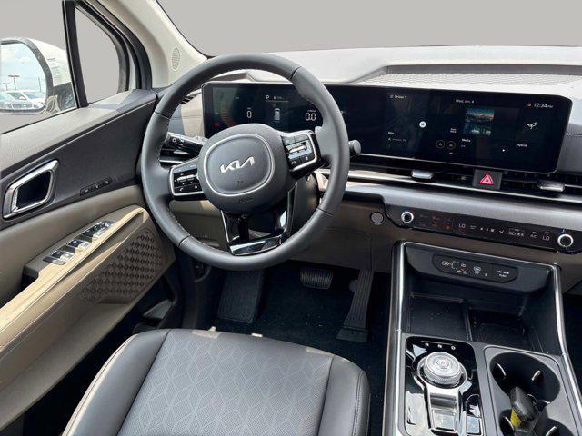 new 2025 Kia Carnival Hybrid car, priced at $44,335