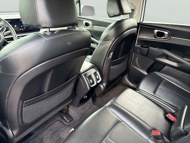 used 2024 Kia Sorento car, priced at $29,900
