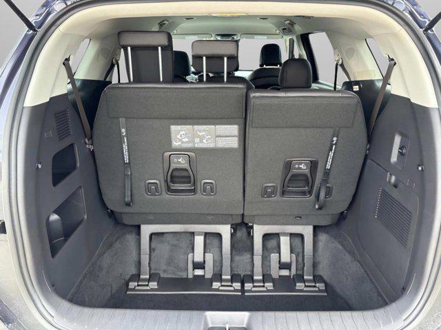 new 2026 Kia Carnival Hybrid car, priced at $40,613