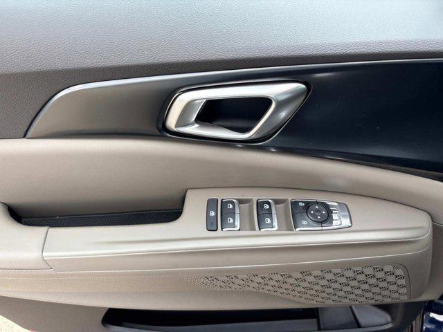 new 2026 Kia Carnival Hybrid car, priced at $40,613