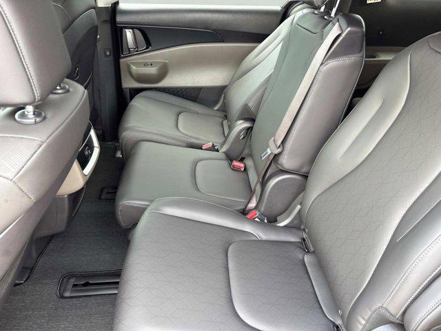 new 2026 Kia Carnival Hybrid car, priced at $40,613