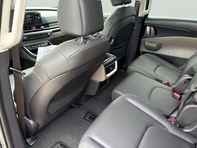 new 2026 Kia Carnival Hybrid car, priced at $40,613