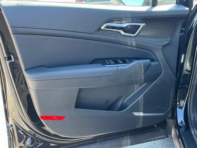new 2025 Kia Sportage Hybrid car, priced at $35,165