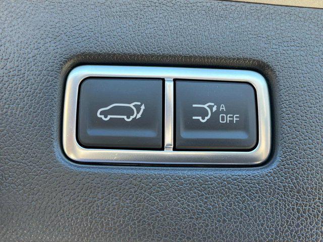 new 2025 Kia Sorento Hybrid car, priced at $47,055