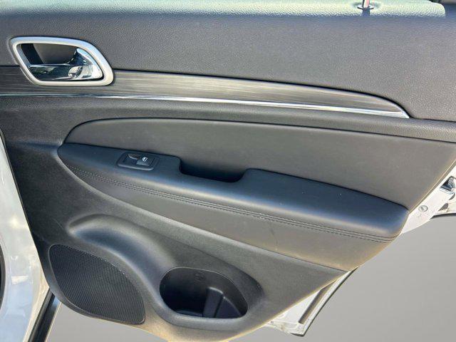 used 2022 Jeep Grand Cherokee car, priced at $27,800