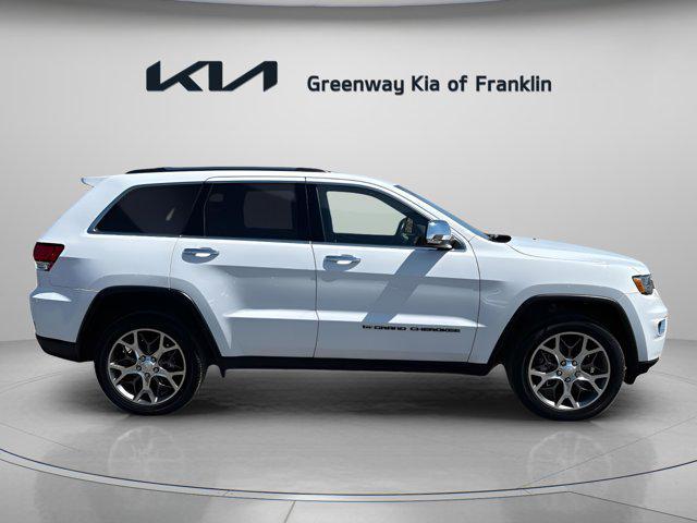 used 2022 Jeep Grand Cherokee car, priced at $27,800