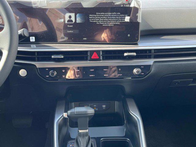 new 2025 Kia Sorento car, priced at $32,085