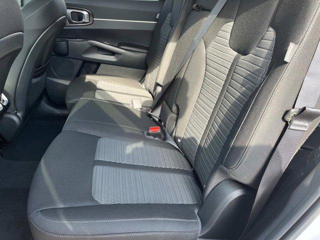 new 2025 Kia Sorento car, priced at $32,085