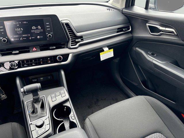 new 2025 Kia Sportage car, priced at $29,735