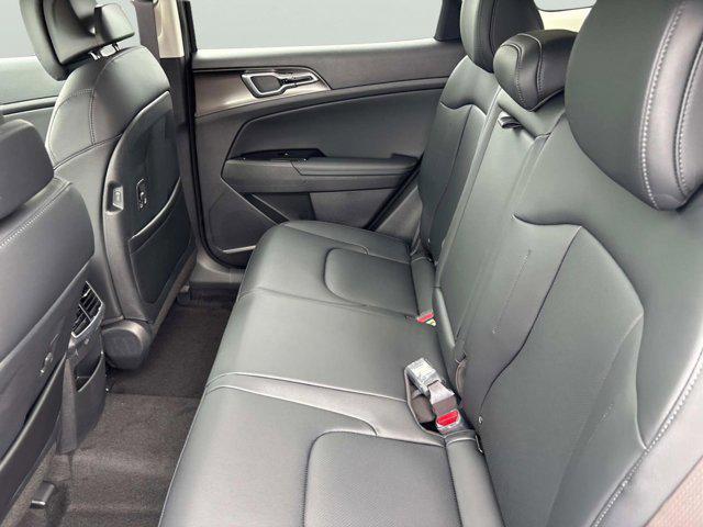 new 2025 Kia Sportage Hybrid car, priced at $35,675