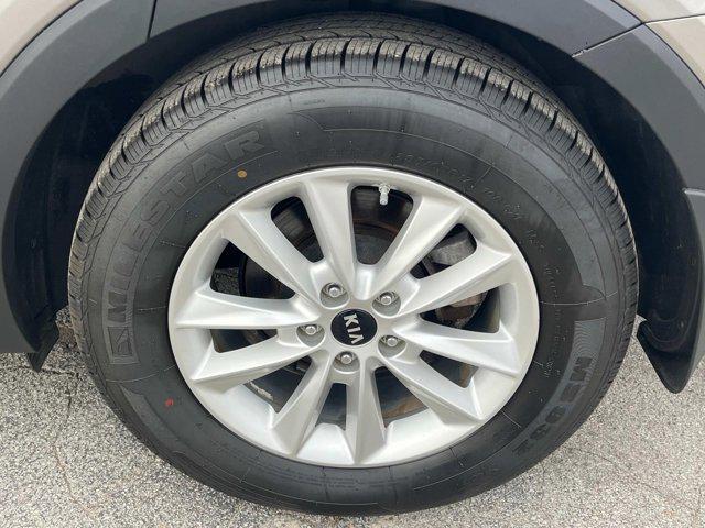 used 2019 Kia Sorento car, priced at $15,287