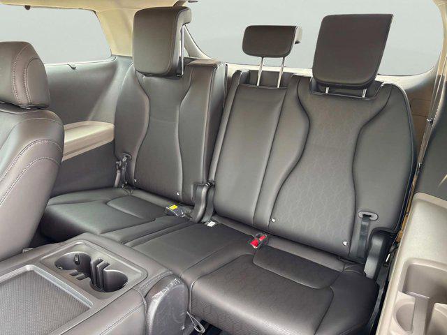 new 2025 Kia Carnival car, priced at $42,230