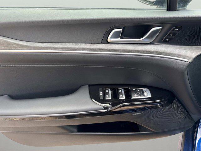 new 2025 Kia K5 car, priced at $34,900