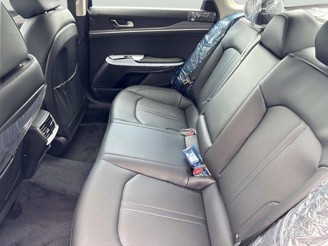 new 2025 Kia K5 car, priced at $34,900