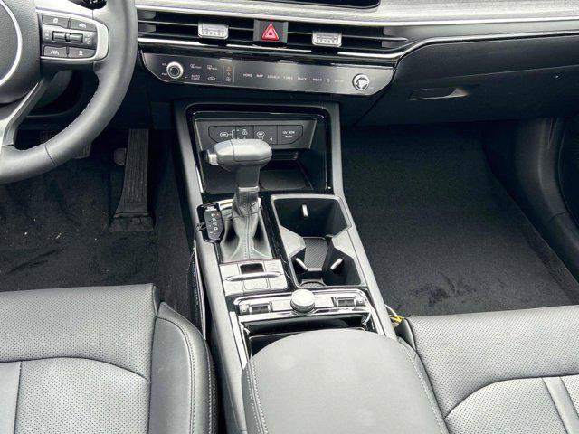 new 2025 Kia K5 car, priced at $35,325