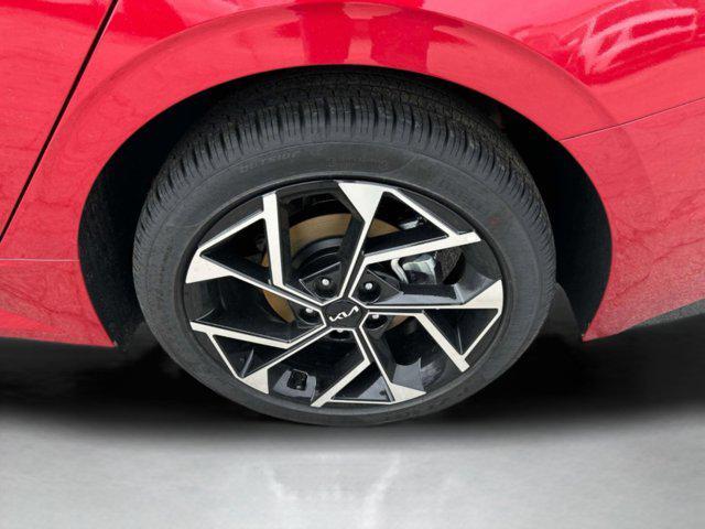 new 2025 Kia K5 car, priced at $35,325