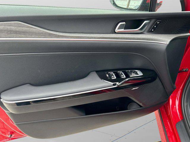 new 2025 Kia K5 car, priced at $35,325