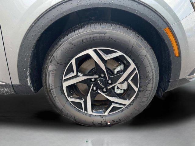 new 2025 Kia Sportage car, priced at $27,710