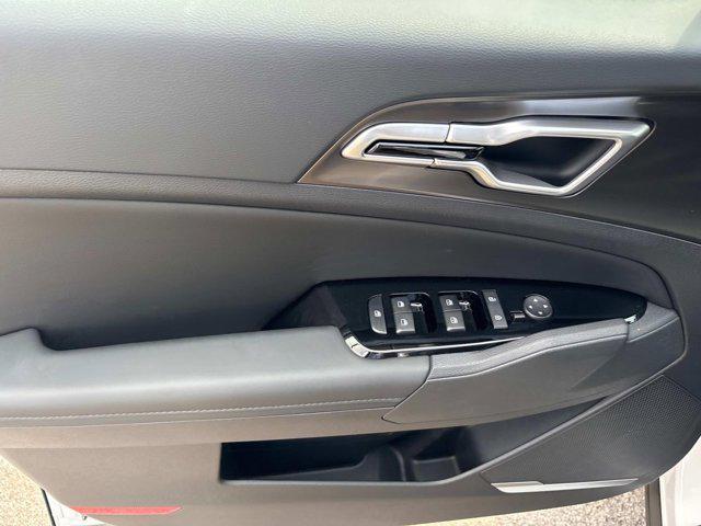 new 2025 Kia Sportage car, priced at $32,180