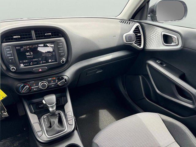 new 2025 Kia Soul car, priced at $22,105
