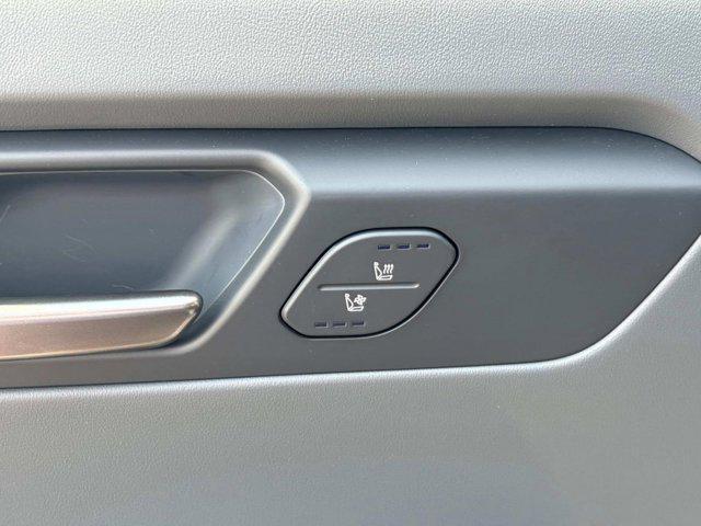 new 2026 Kia EV9 car, priced at $59,620