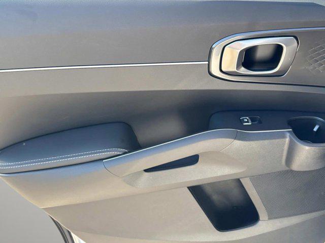new 2025 Kia Sorento car, priced at $37,525