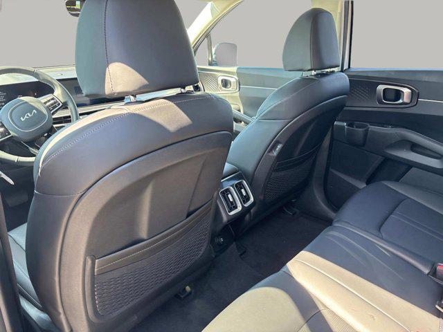 new 2025 Kia Sorento car, priced at $37,525