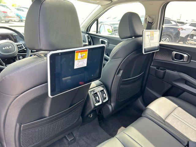 new 2025 Kia Sorento car, priced at $38,525