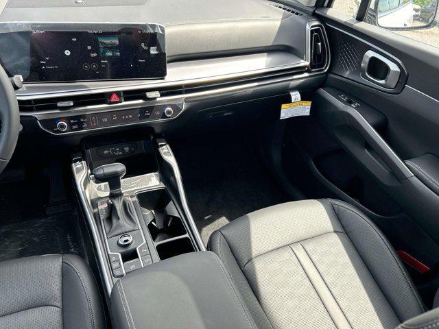 new 2025 Kia Sorento car, priced at $38,525