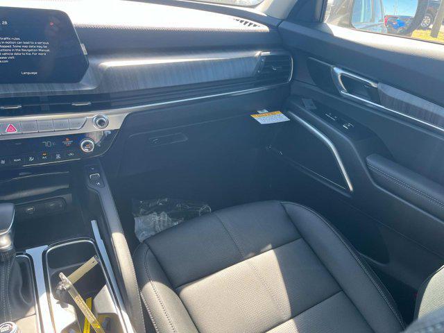 new 2025 Kia Telluride car, priced at $45,030
