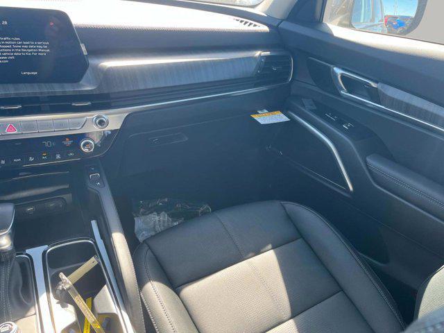 new 2025 Kia Telluride car, priced at $45,030