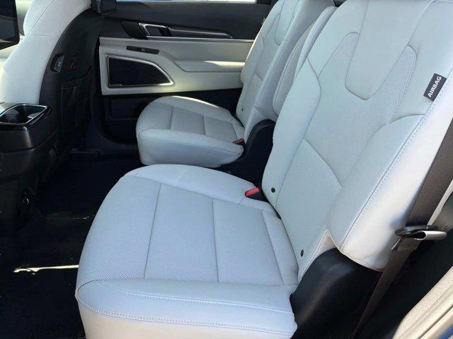 new 2025 Kia Telluride car, priced at $41,980