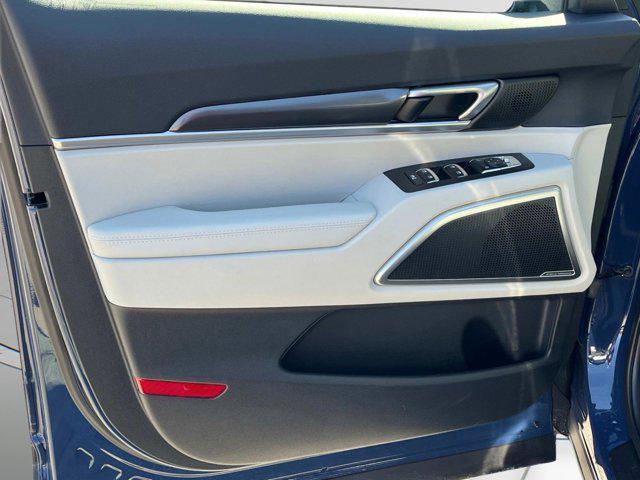 new 2025 Kia Telluride car, priced at $41,980