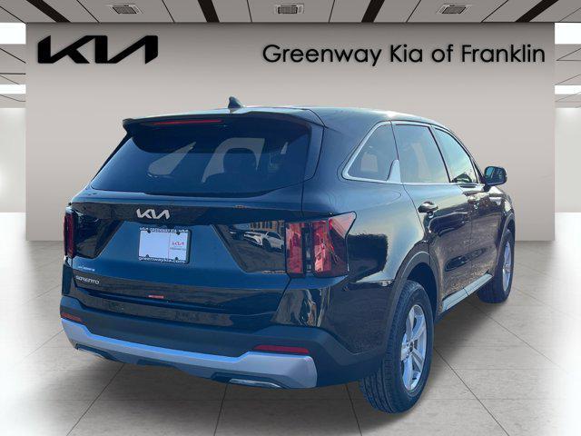 new 2025 Kia Sorento car, priced at $33,590